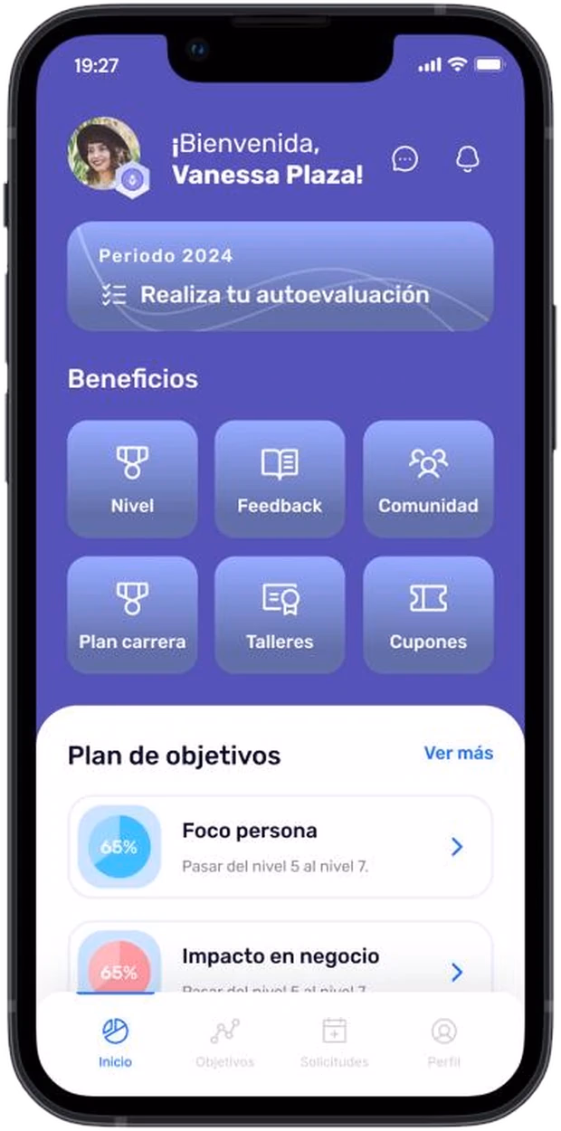 Pantalla móvil de un trabajador experimentado, con personalización según su nivel